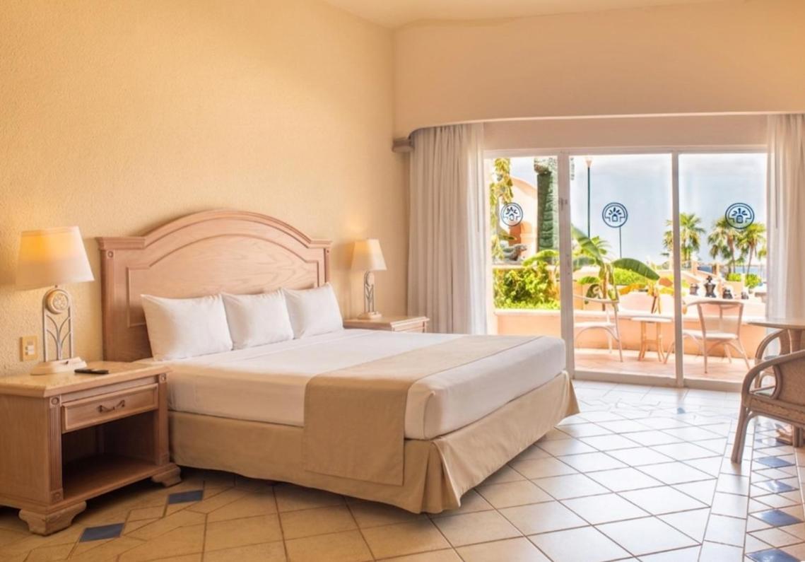 Garden View Room